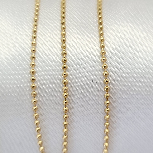 Tiny plain cross necklace. 18K GF. New - Picture 5 of 7